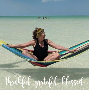 Meet your Posher, Rosalva